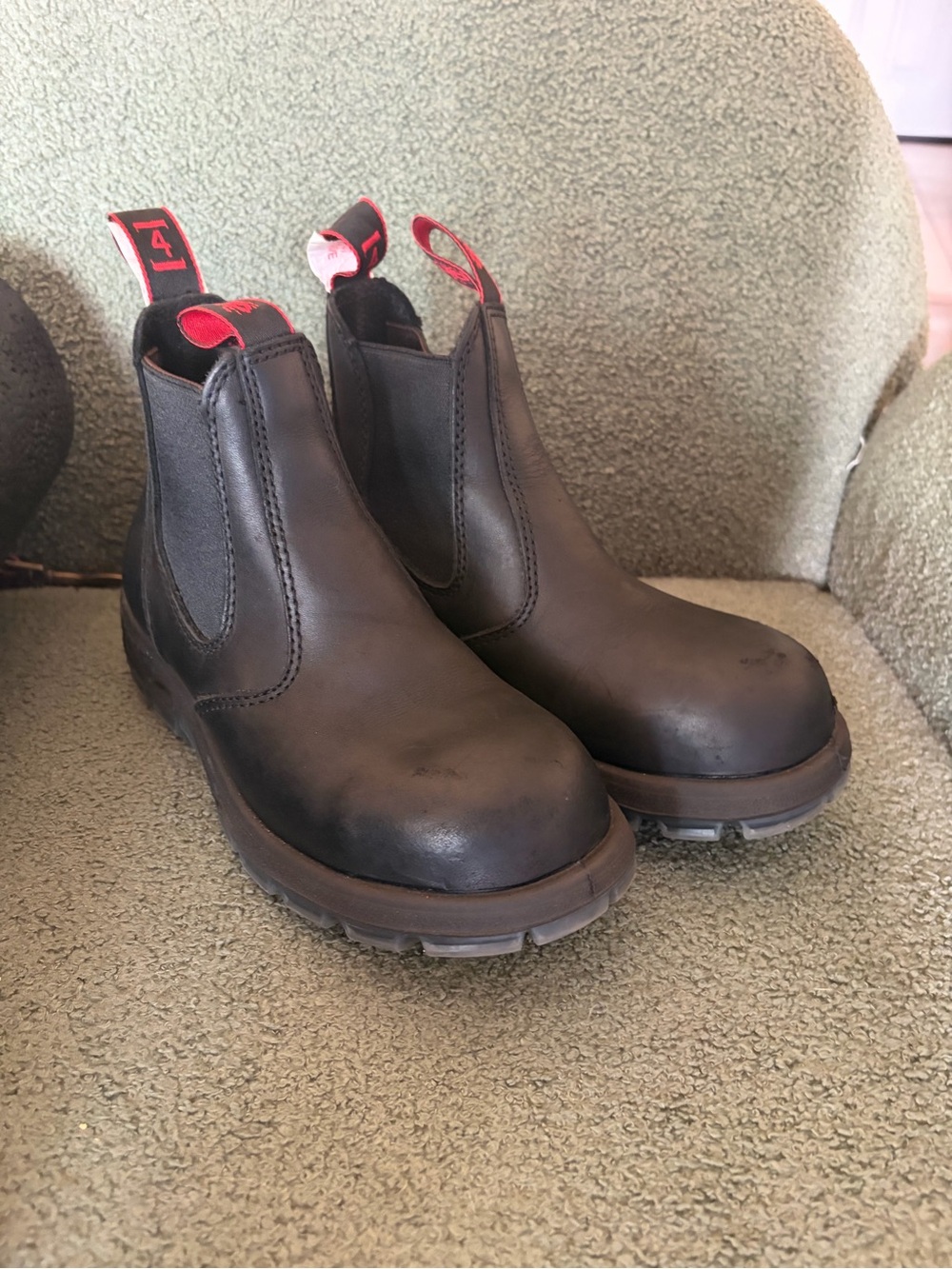 Redback Easy Escape 100% Australian Boot Company
Size 4 = US Mens 5 Women’s 6.5